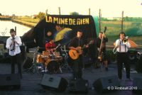 La Mine de Rien en concert. Le dimanche 19 février 2012 à Saint-Sauveur-en-Rue. Loire. 